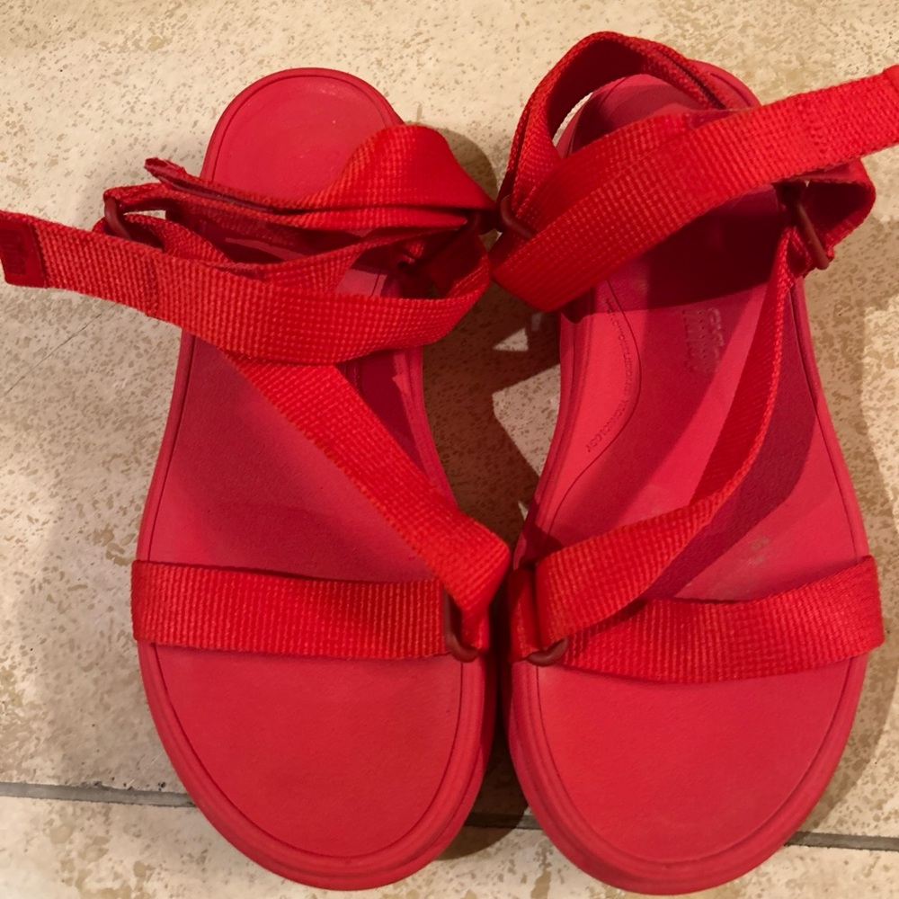 FitFlop F-Mode Go Adjustable Sandals Web Z Strap Red Size US 7.5